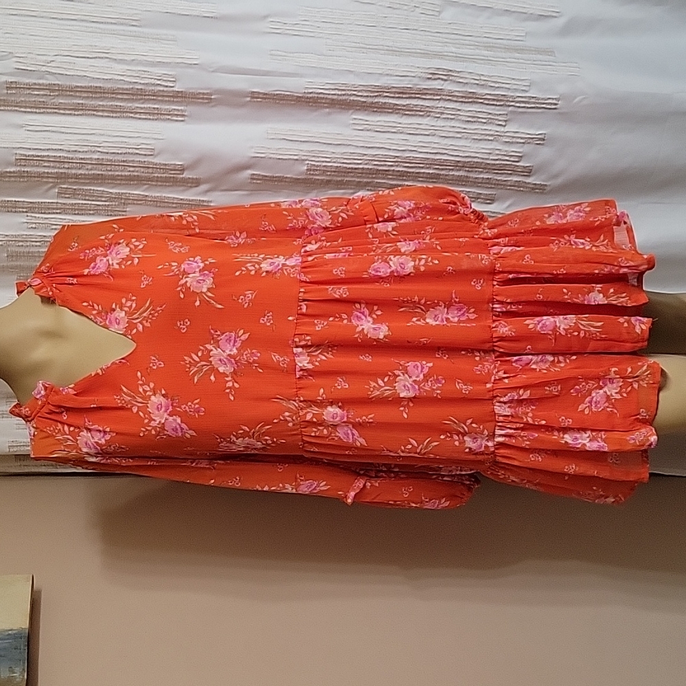 Vince Camuto Three Tier Mini Dress! NWT!